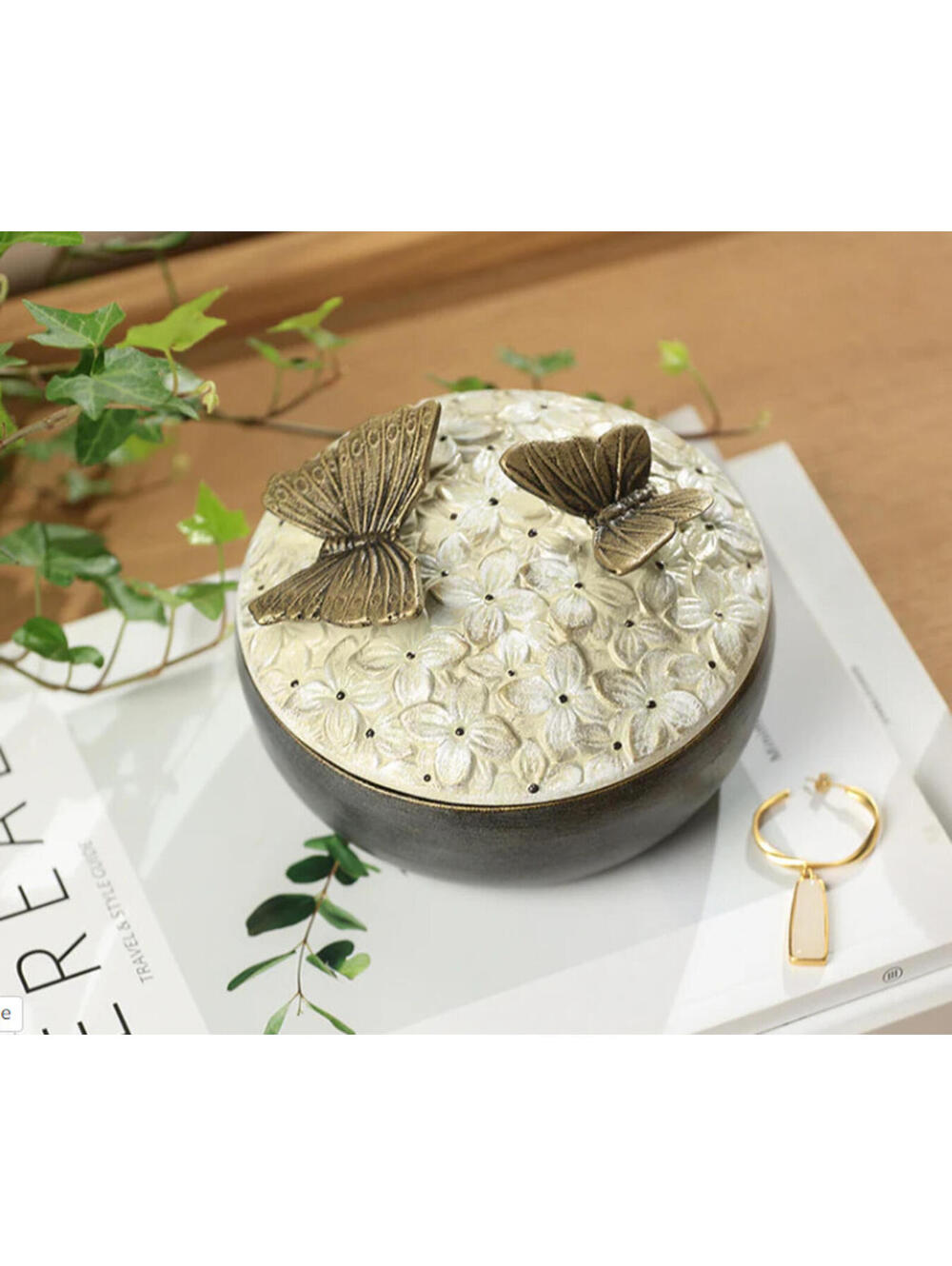 Viridian Bay Hydrangea Cast Aluminum Treasure Box Decorative Trinket Box Collect